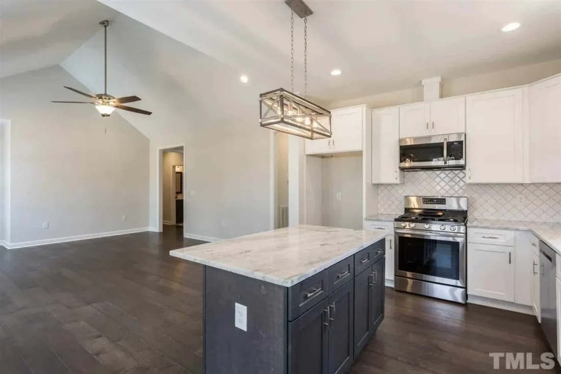 Elegant house Plan with Open Floor Blueprint & CAD Designs