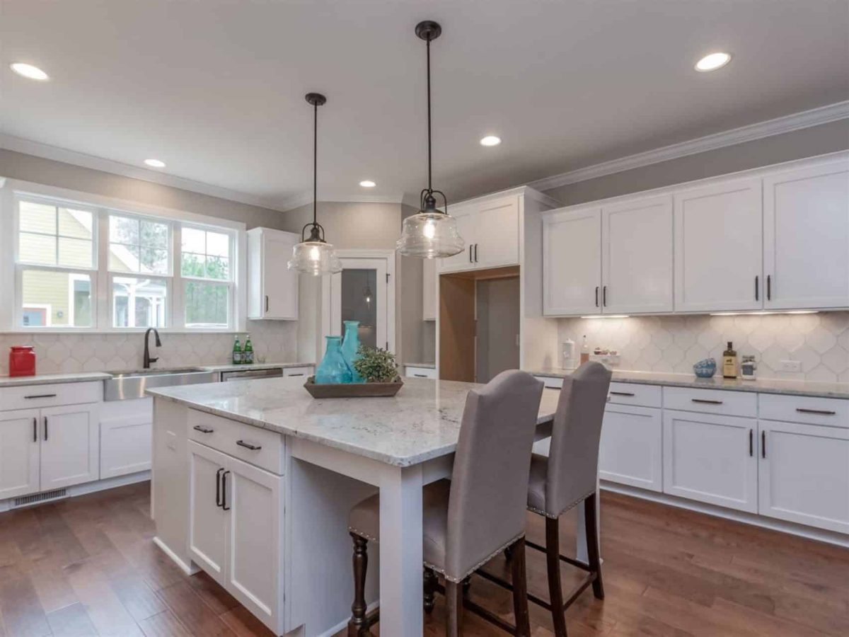 Craftsman house Plan with 2 Story CAD Design and Open Layout