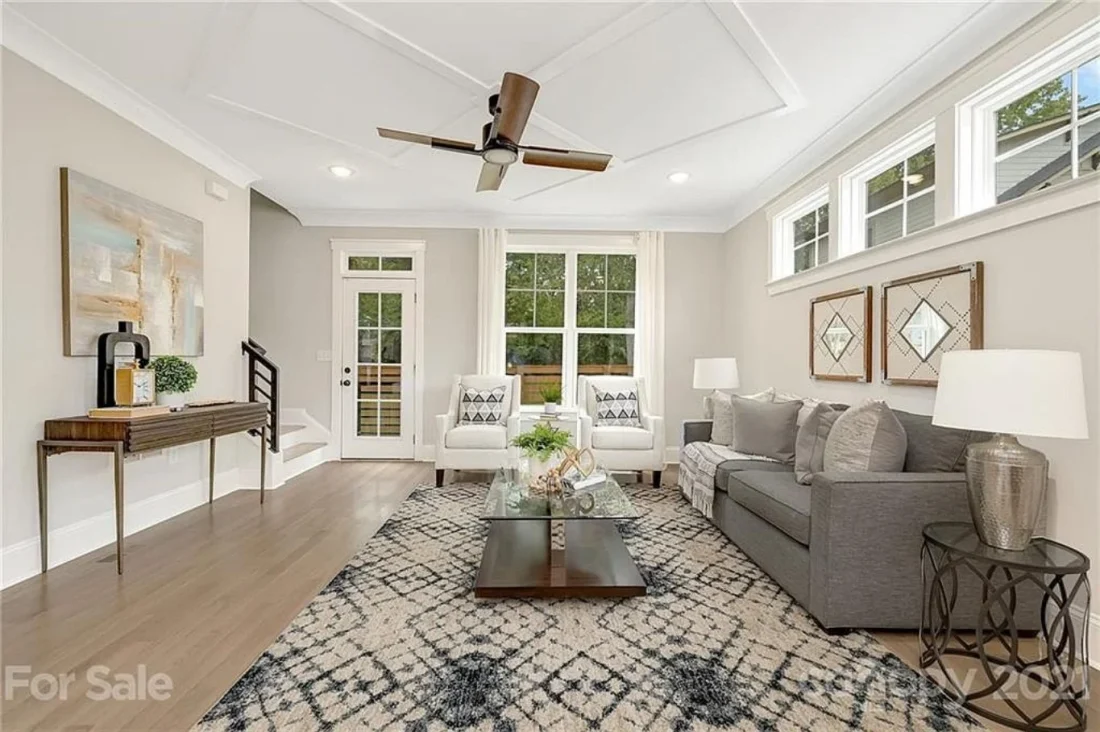 Stylish 4-Bedroom house Plan with CAD Designs and Open Layout