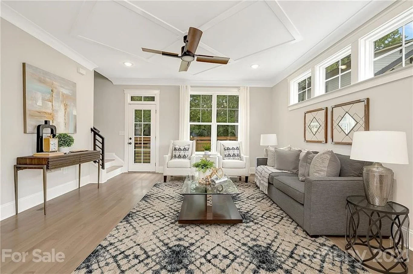 Stylish 4-Bedroom house Plan with CAD Designs and Open Layout