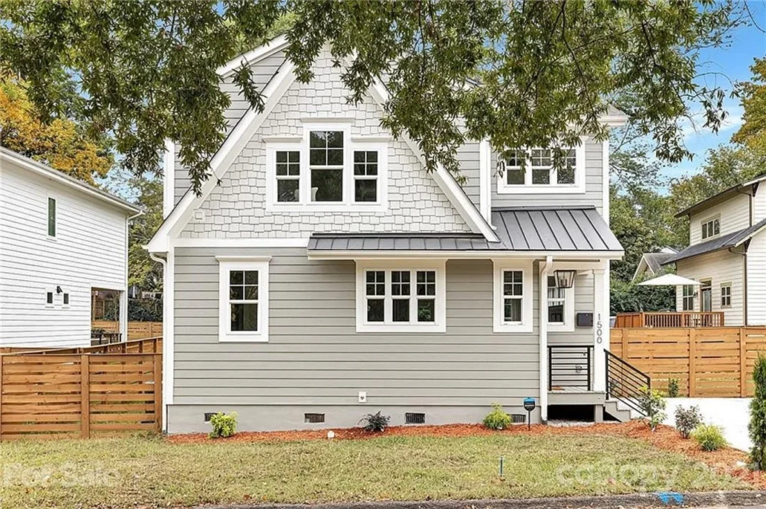 Stylish 4-Bedroom house Plan with CAD Designs and Open Layout