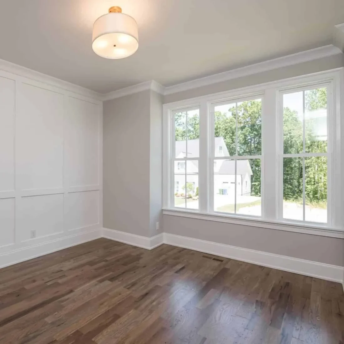 Craftsman house Floor Plan with Spacious Design and CAD Blueprints