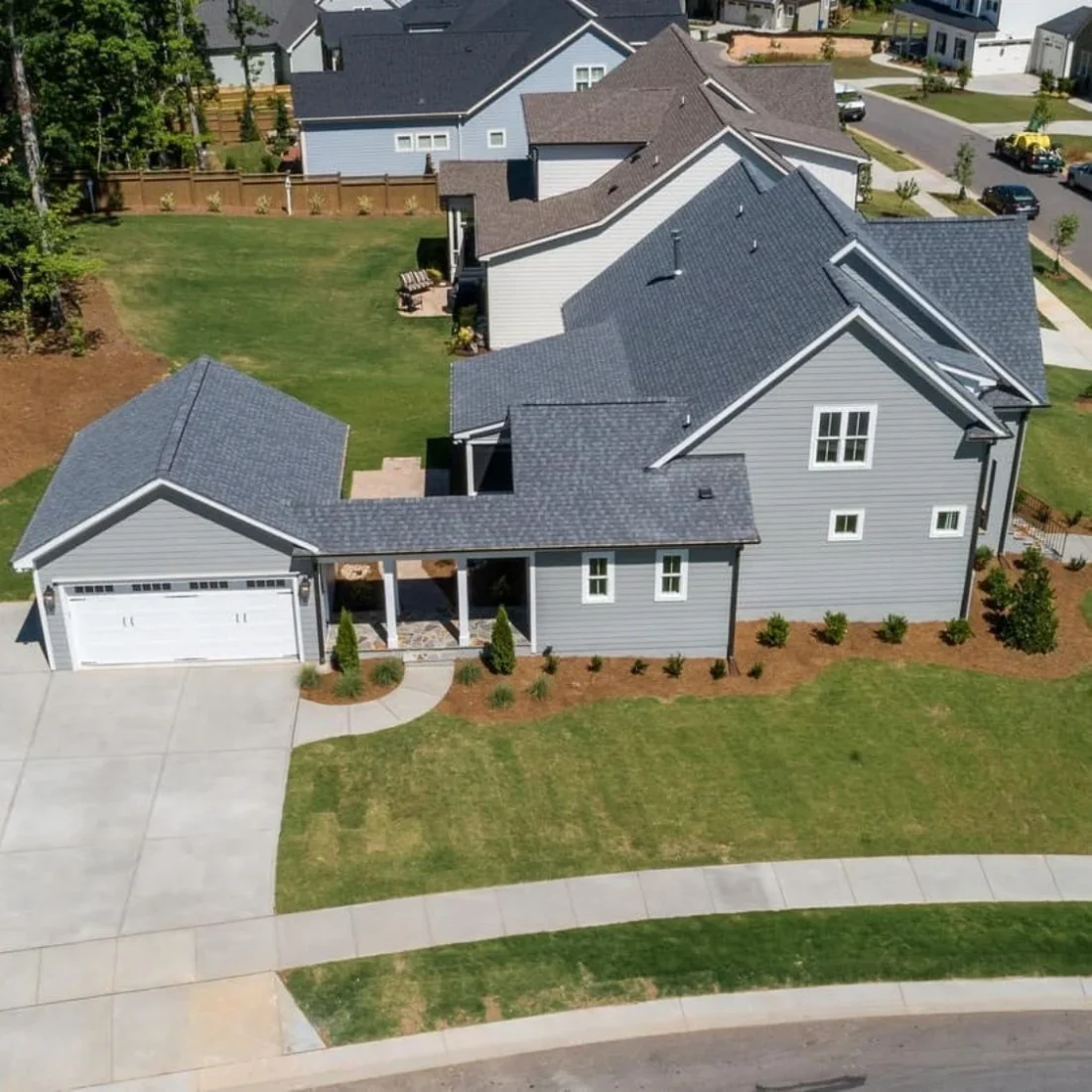 Craftsman house Floor Plan with Spacious Design and CAD Blueprints