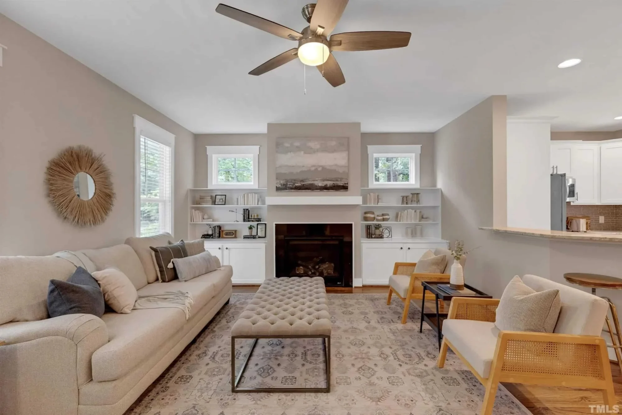 Craftsman house Floor Plan: Spacious Design & Quality Features