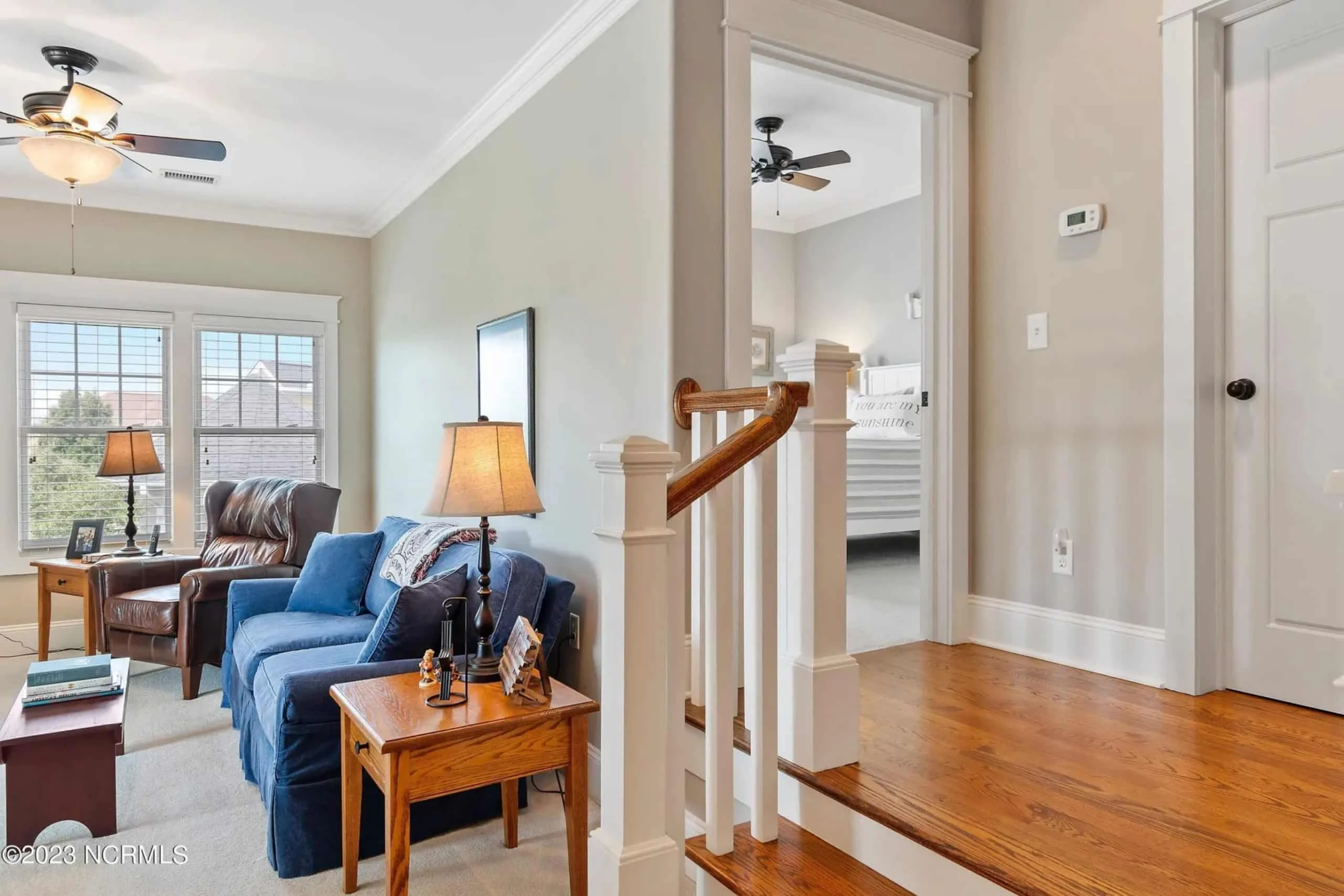 Craftsman house Floor Plan: 3-Bed, 2-Story Blueprint