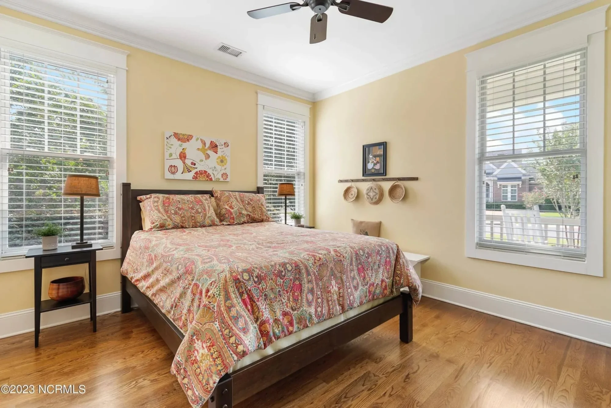 Craftsman house Floor Plan: 3-Bed, 2-Story Blueprint