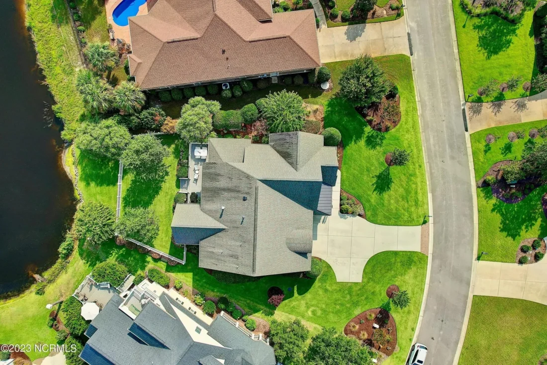 Craftsman house Floor Plan: 3-Bed, 2-Story Blueprint