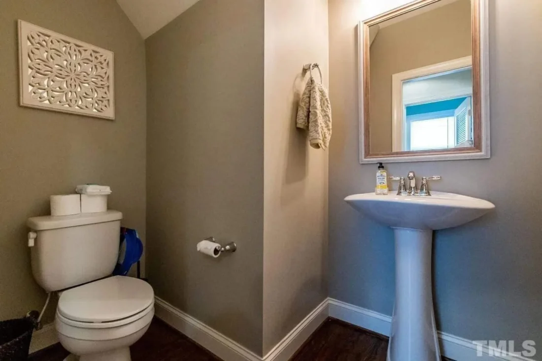 Modern Suburban house Plan with Spacious Floor Plan and CAD Design