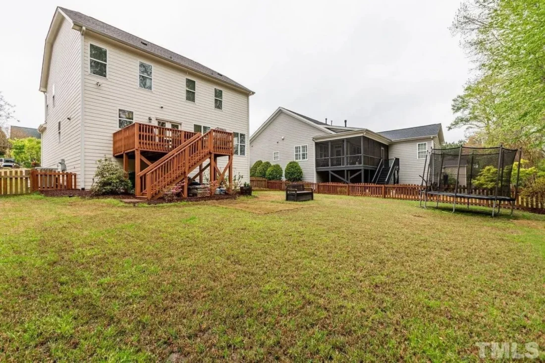 Modern Suburban house Plan with Spacious Floor Plan and CAD Design