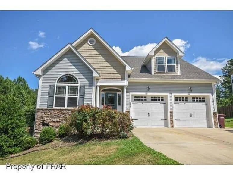 Elegant 2-Story house Plan with CAD-Ready Designs