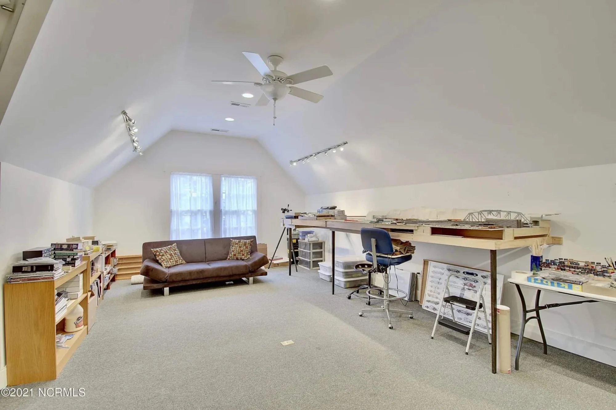 Stunning 2-Story house Plan with CAD Blueprint and Modern Designs