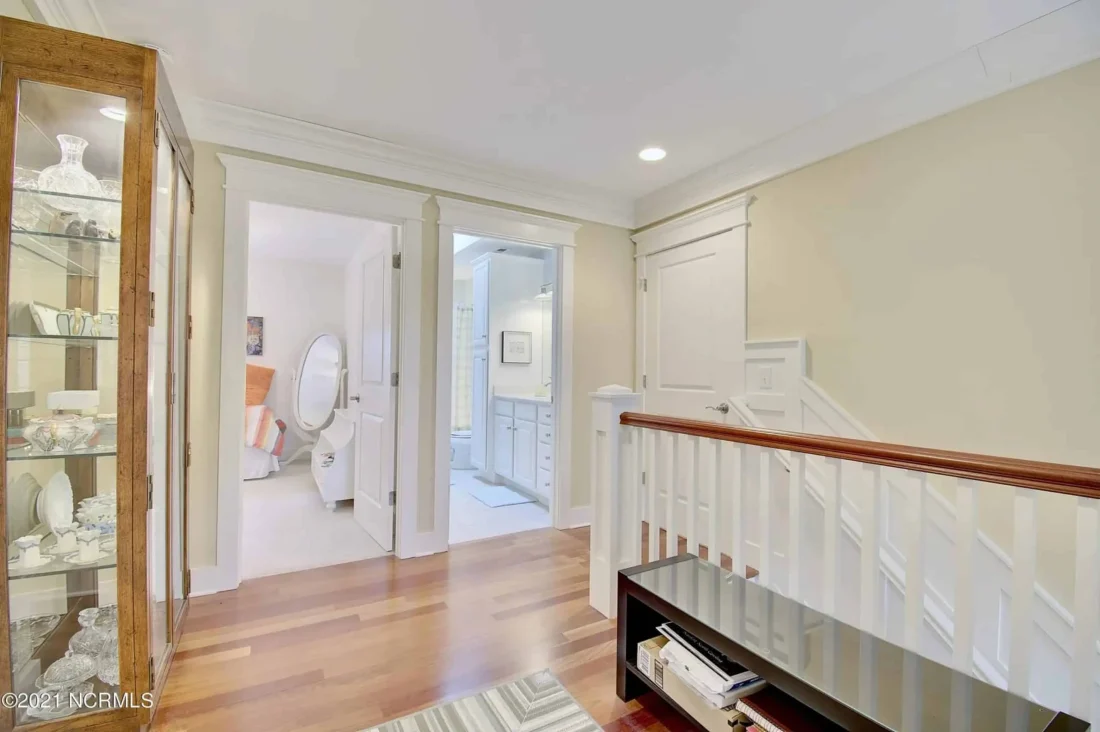 Stunning 2-Story house Plan with CAD Blueprint and Modern Designs