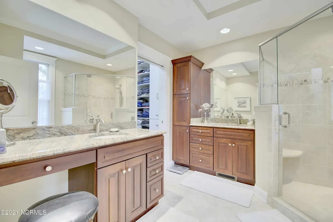 Stunning 2-Story house Plan with CAD Blueprint and Modern Designs