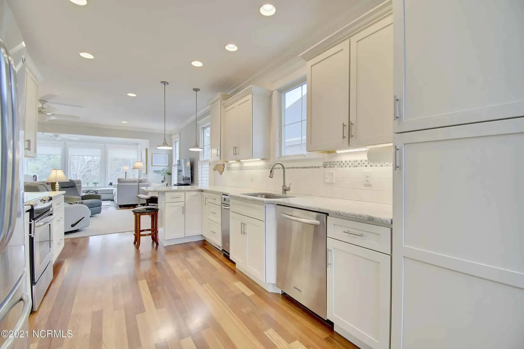 Stunning 2-Story house Plan with CAD Blueprint and Modern Designs