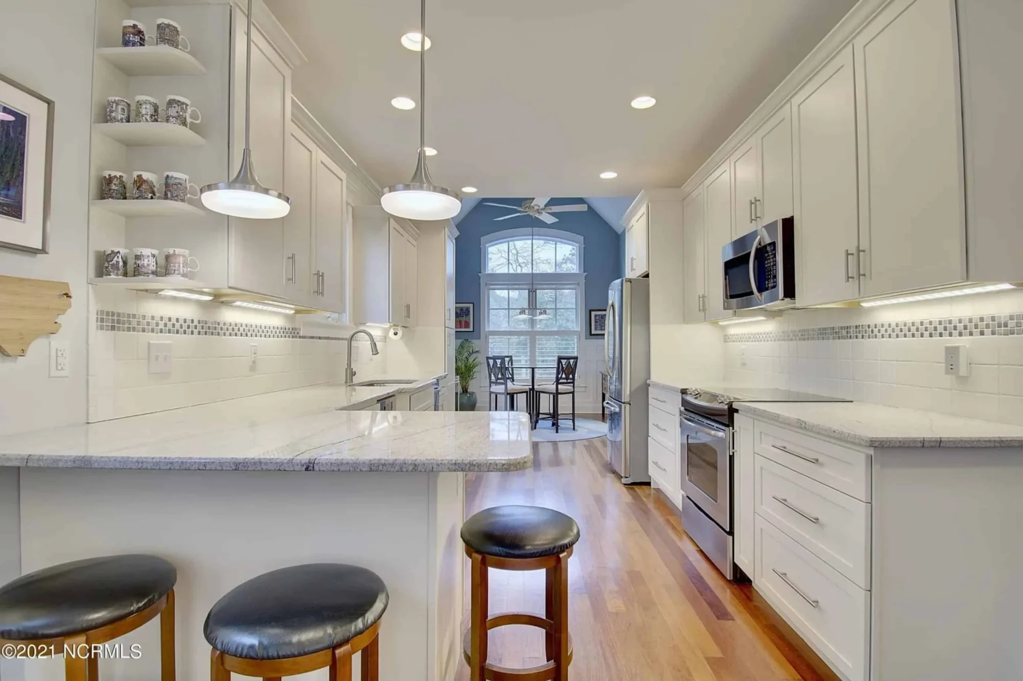 Stunning 2-Story house Plan with CAD Blueprint and Modern Designs