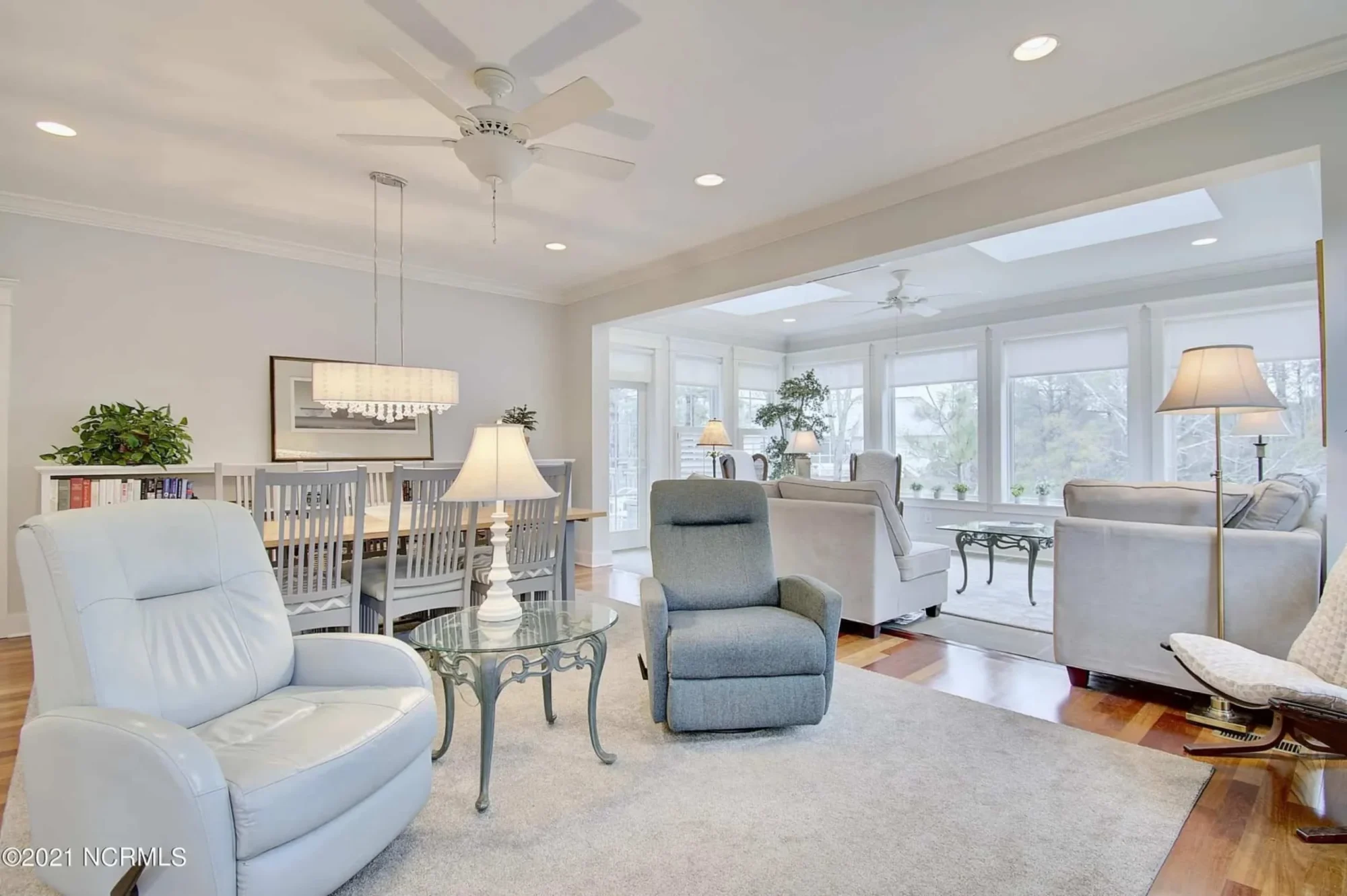 Stunning 2-Story house Plan with CAD Blueprint and Modern Designs