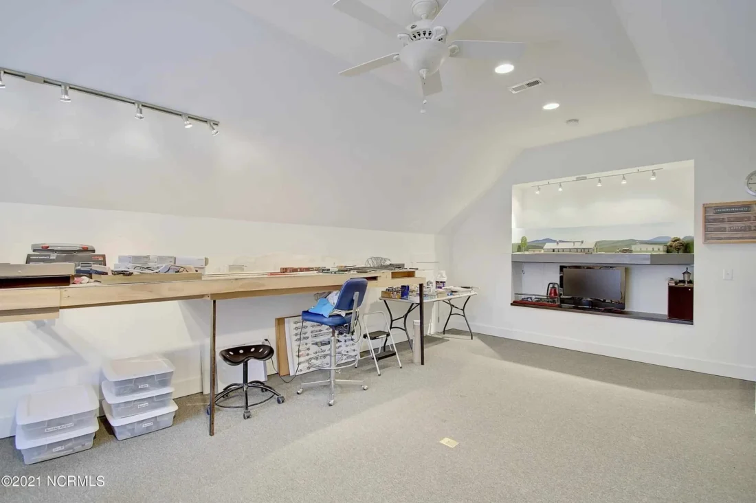 Stunning 2-Story house Plan with CAD Blueprint and Modern Designs