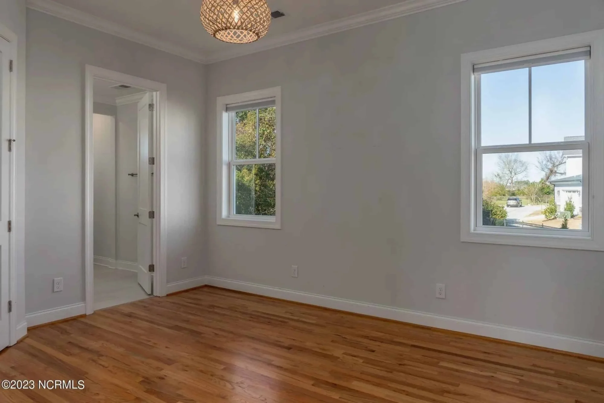 Modern Craftsman house Plan with Detailed Architecture Designs