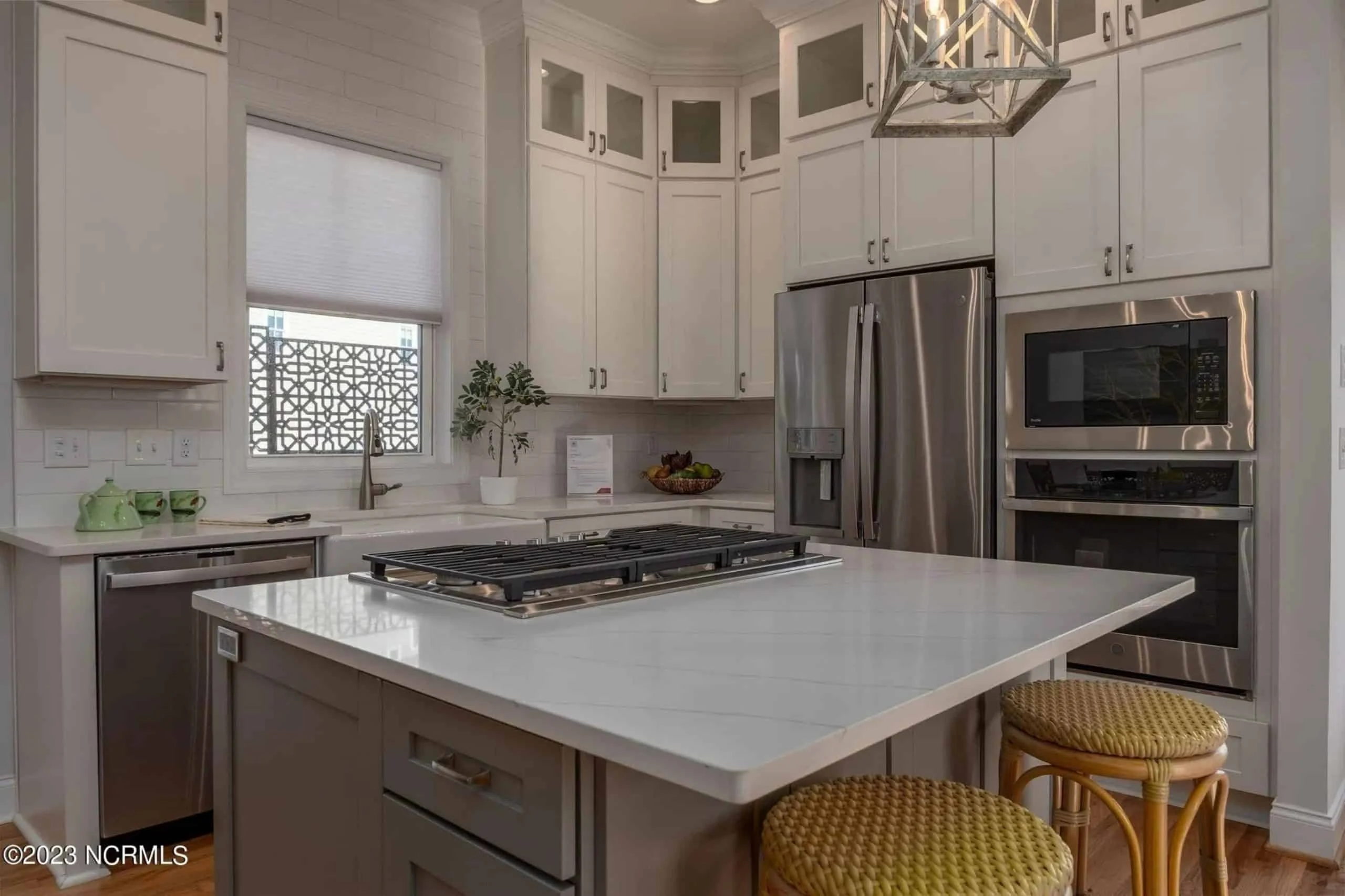 20-1817 HOUSE PLAN - Modern Farmhouse Home Plan - 3-Bed, 2-Bath, 1,850 SF 19 Modern Craftsman house Plan with Detailed Architecture Designs