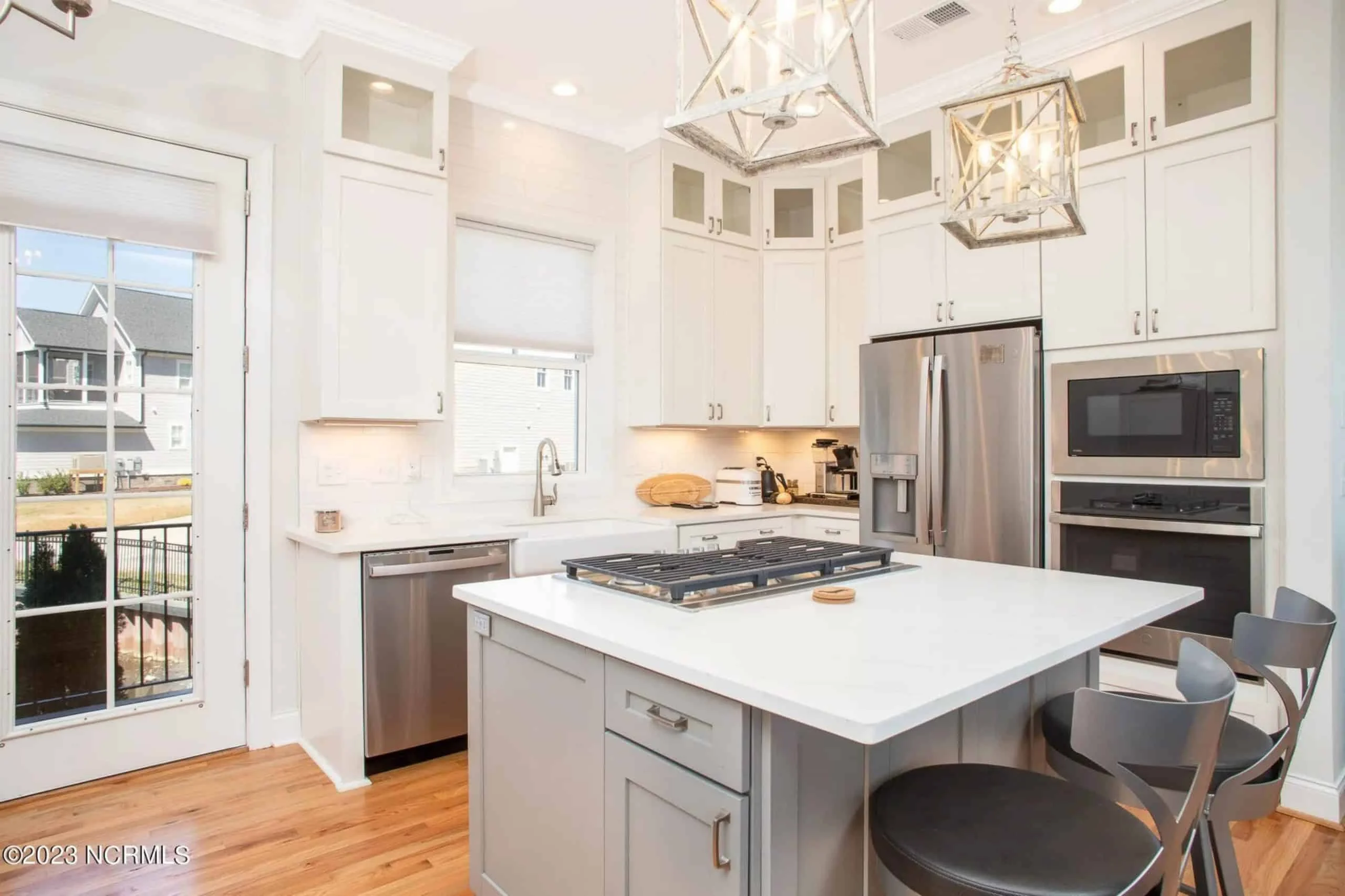 20-1817 HOUSE PLAN - Modern Farmhouse Home Plan - 3-Bed, 2-Bath, 1,850 SF 10 Modern Craftsman house Plan with Detailed Architecture Designs