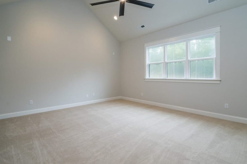 Craftsman Home Plan with Spacious Floor Designs & Blueprint