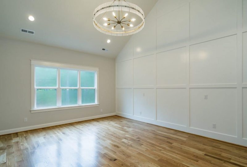 Craftsman Home Plan with Spacious Floor Designs & Blueprint