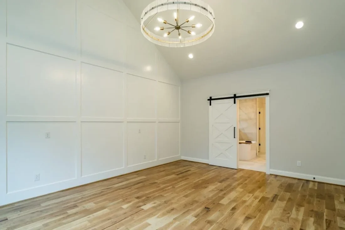 Craftsman Home Plan with Spacious Floor Designs & Blueprint