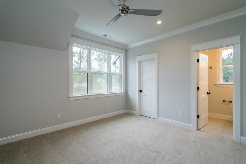 Craftsman Home Plan with Spacious Floor Designs & Blueprint