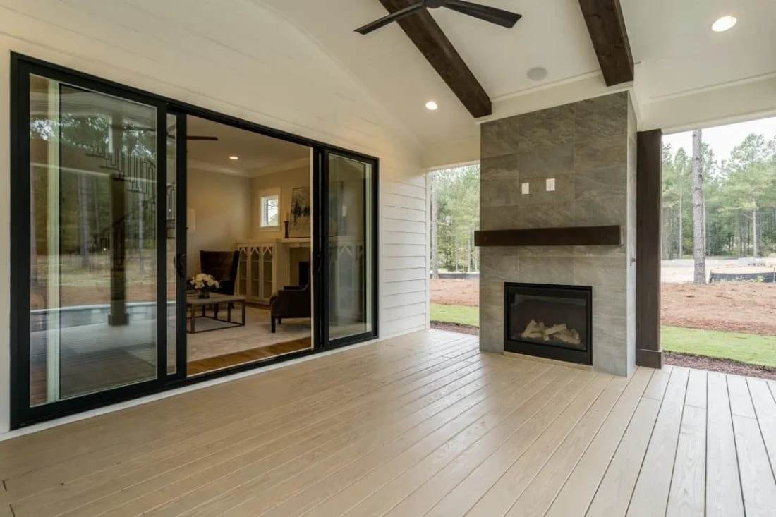 Craftsman Home Plan with Spacious Floor Designs & Blueprint