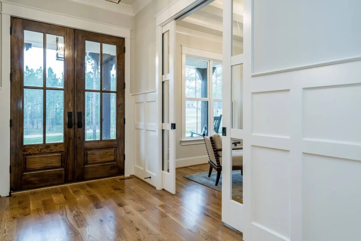 Craftsman Home Plan with Spacious Floor Designs & Blueprint