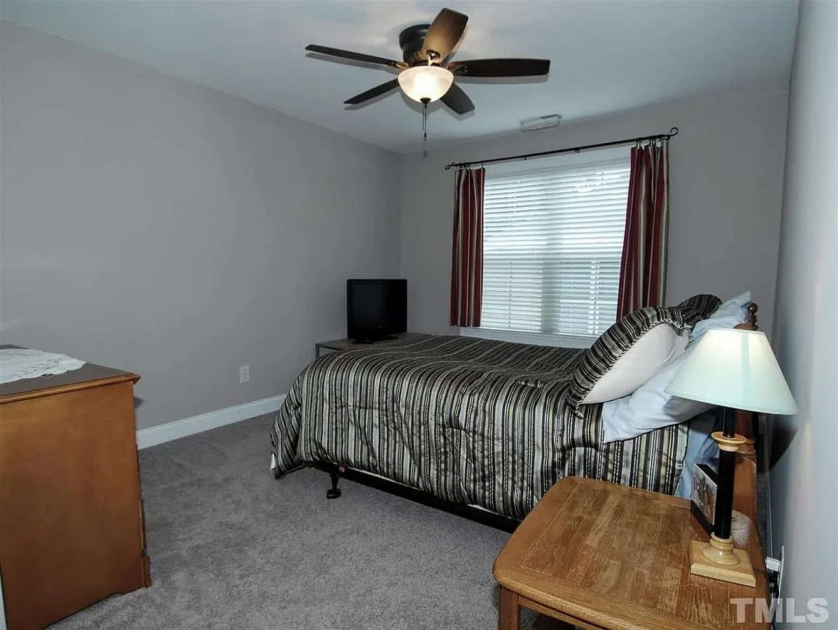 Beautiful 2-Story Home Plan with Traditional Craftsman Style