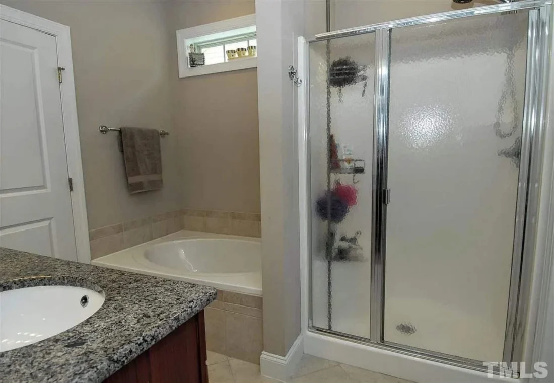 Beautiful 2-Story Home Plan with Traditional Craftsman Style