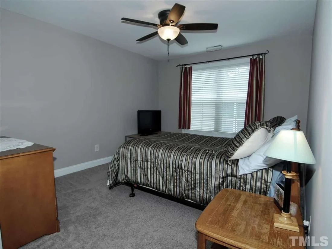 Beautiful 2-Story Home Plan with Traditional Craftsman Style