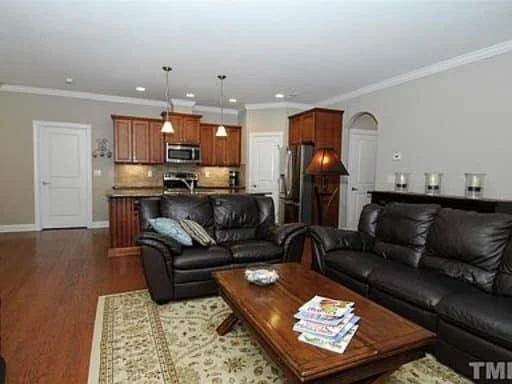 Beautiful 2-Story Home Plan with Traditional Craftsman Style