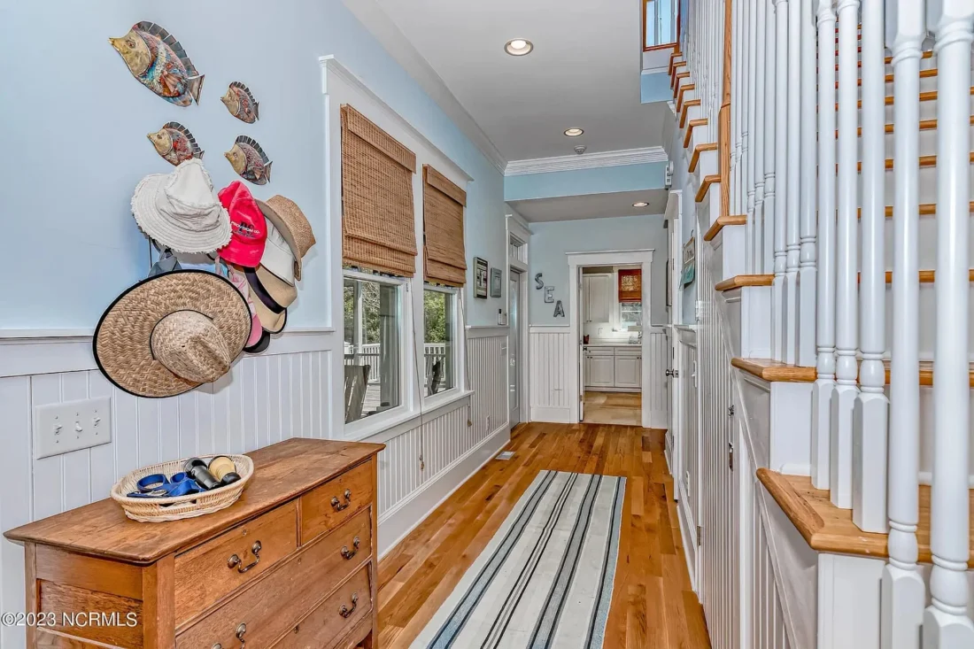 Spacious 5-Bedroom Beach Home Floor Plan with CAD Designs