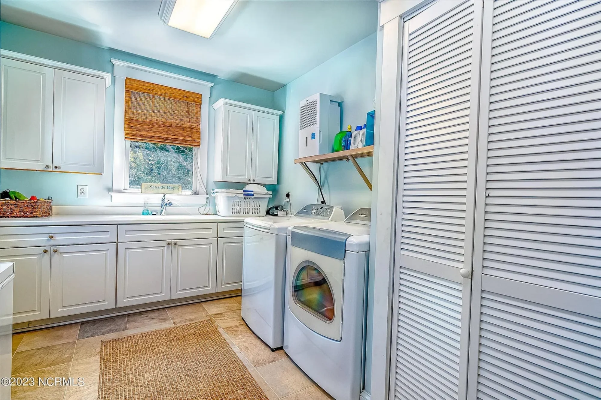 Spacious 5-Bedroom Beach Home Floor Plan with CAD Designs