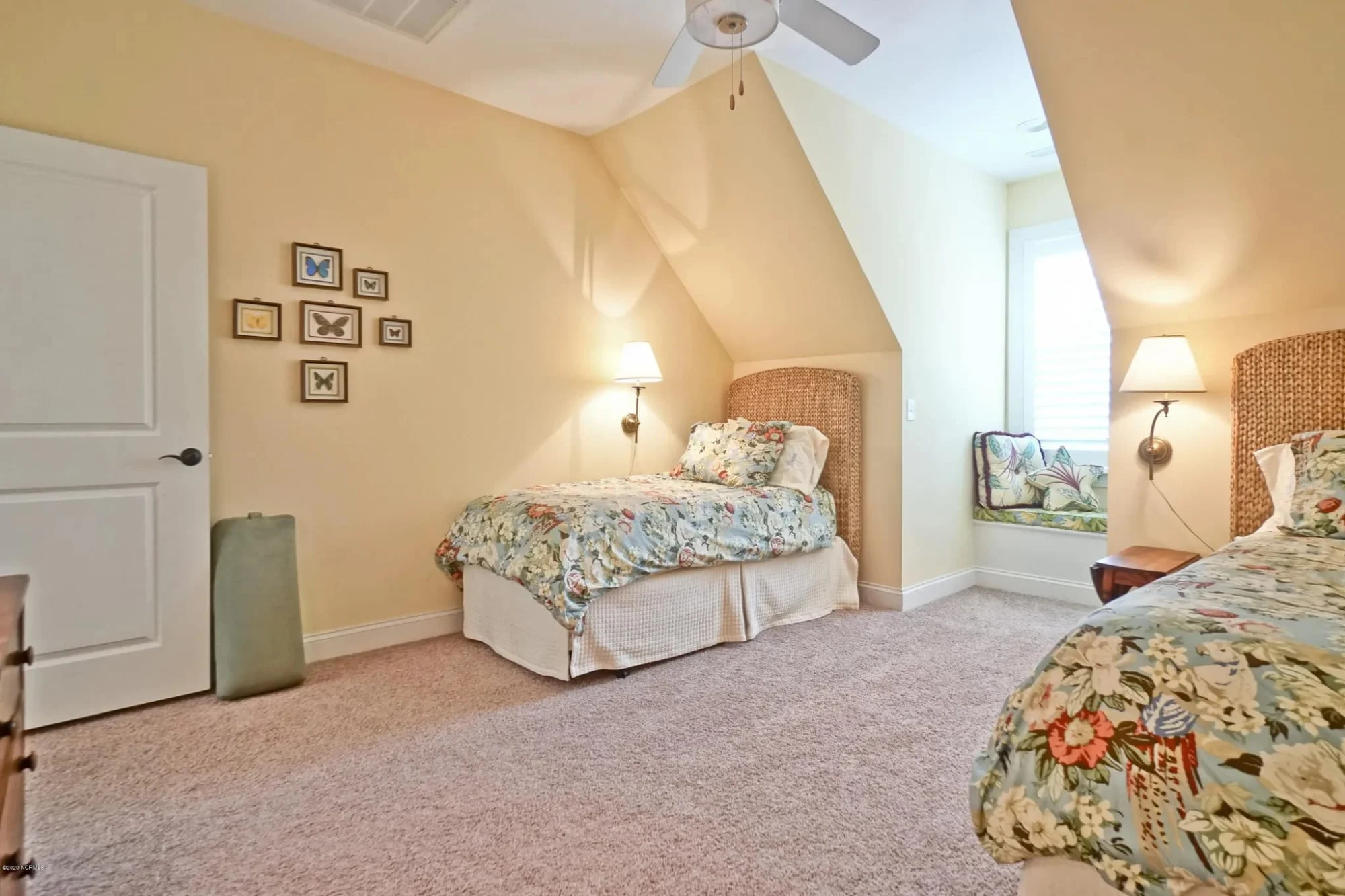 Charming 2-Story House Plan with 3 Beds, CAD Blueprint, and Craftsman Design