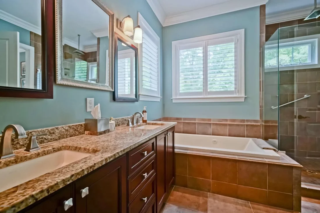 Charming 2-Story House Plan with 3 Beds, CAD Blueprint, and Craftsman Design