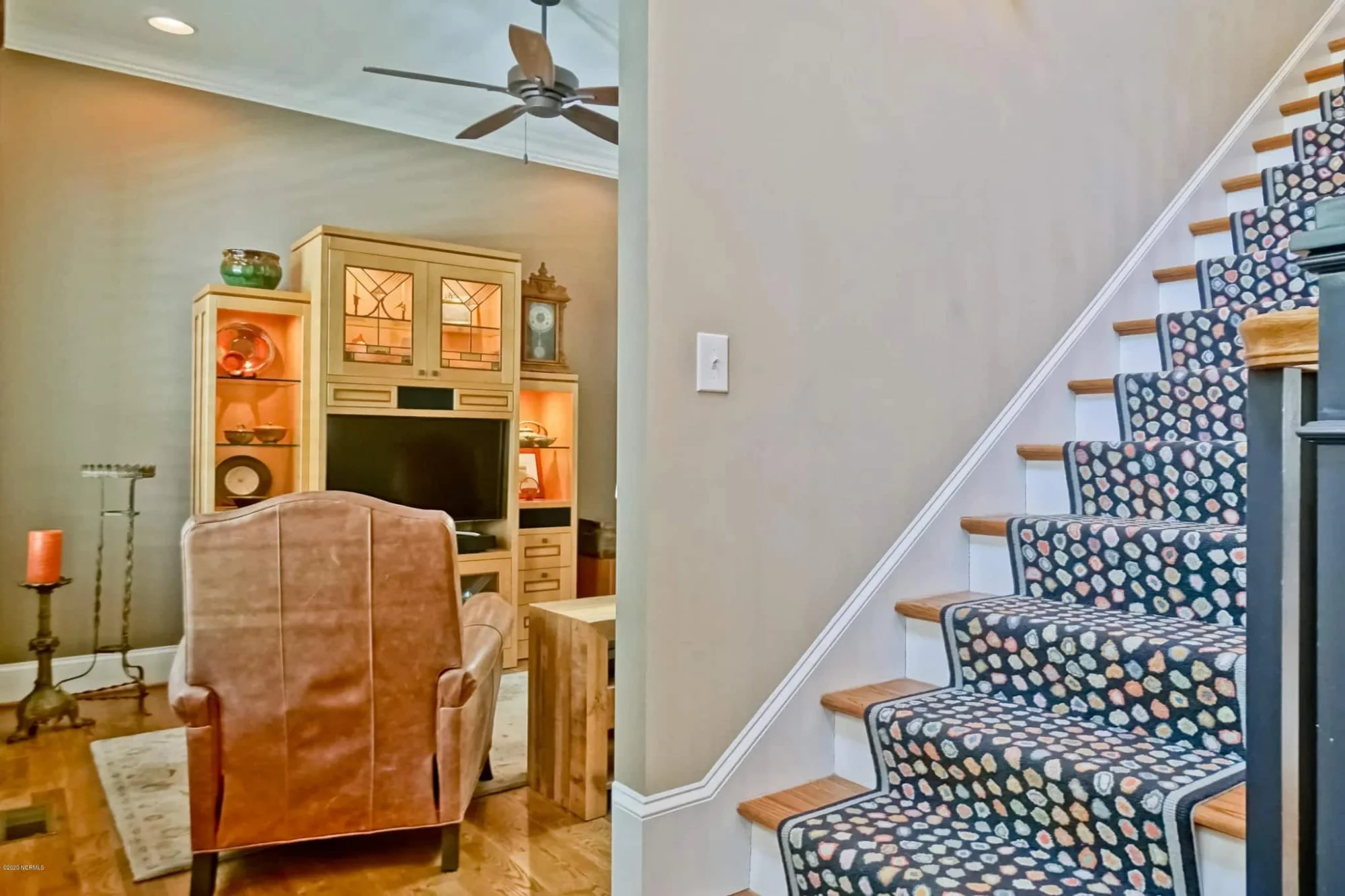 Charming 2-Story House Plan with 3 Beds, CAD Blueprint, and Craftsman Design