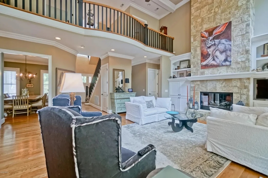 Charming 2-Story House Plan with 3 Beds, CAD Blueprint, and Craftsman Design