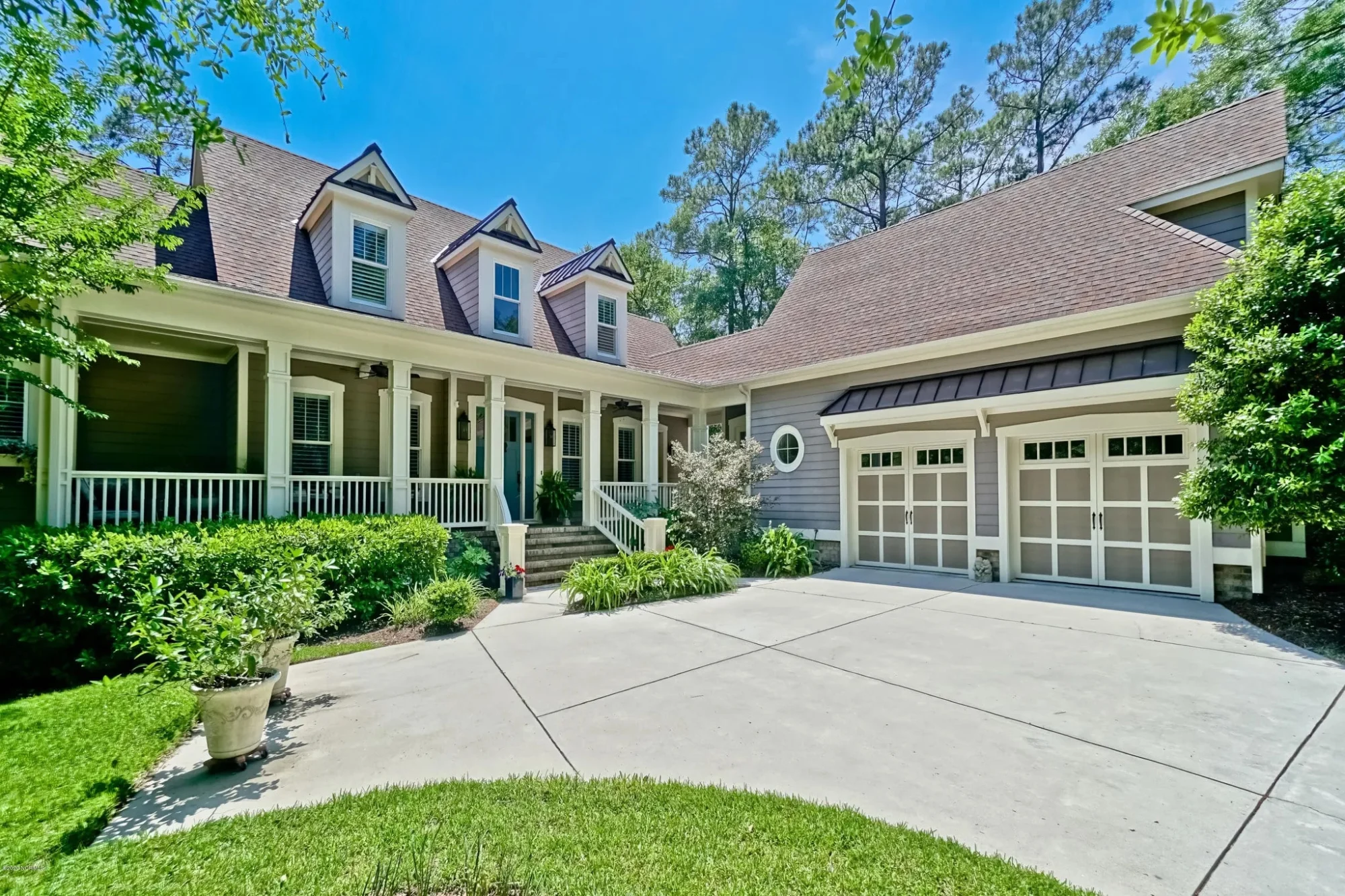 Charming 2-Story House Plan with 3 Beds, CAD Blueprint, and Craftsman Design