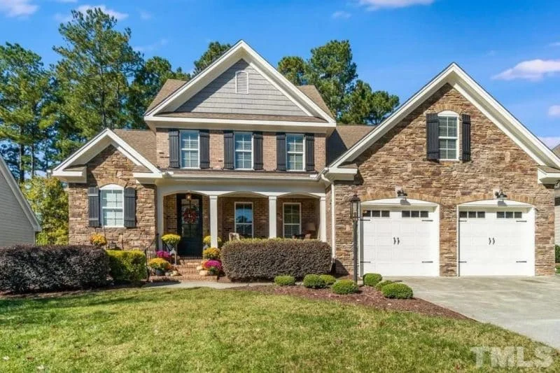 10-1234B HOUSE PLAN - Modern Craftsman house Plan with 4 Bedrooms and Open Designs