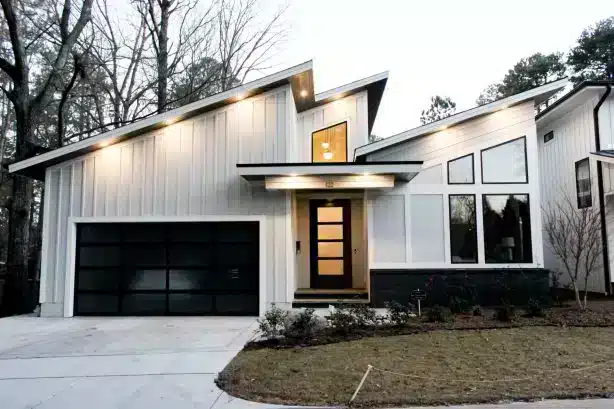 Modern Home Floor Plan with Vaulted Ceilings, 3 Beds, and CAD Blueprints