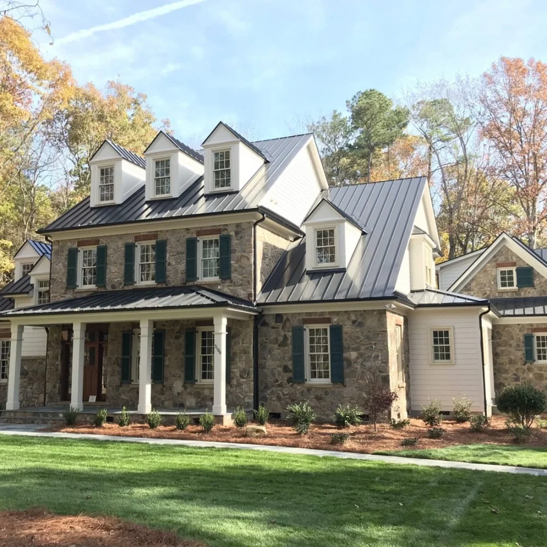 Elegant-Traditional-Home-Design-with-Detailed-Floor-Plan-1200x1200-cropped