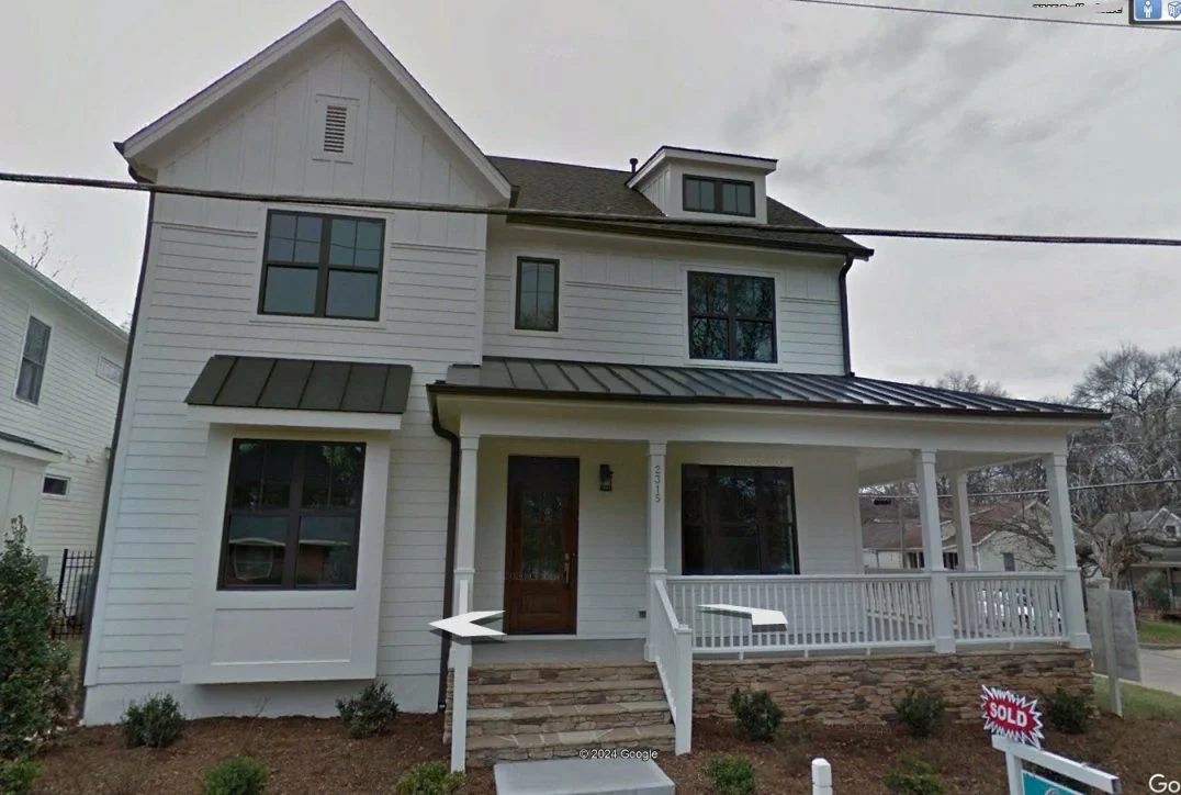 Modern-Craftsman-Home-Plan-with-Spacious-Floor-Layout