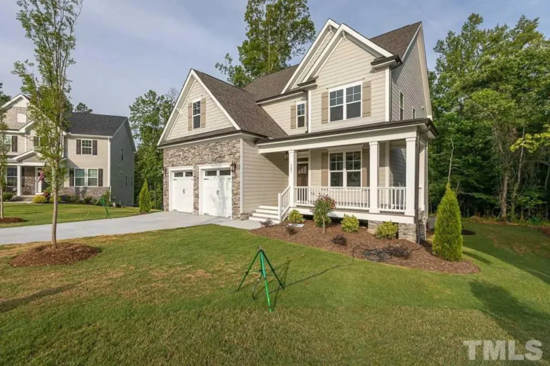 Charming-Two-Story-Home-Plan-with-4-Bedrooms-CAD-Designs