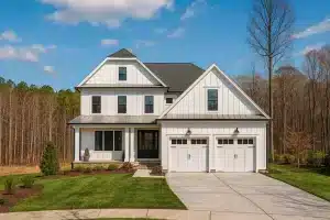 Modern Farmhouse House Blueprint with 6 Beds & 7 Baths