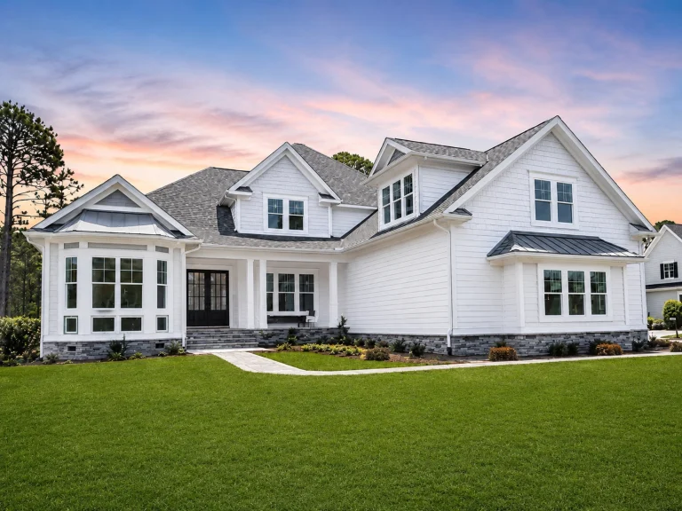 21-2609 HOUSE PLAN - Modern Farmhouse Home Plan - 5-Bed, 4.5-Bath, 4,196 SF
