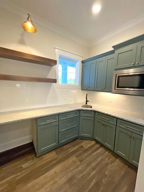 imgi_14_yeb4z-prep_kitchen