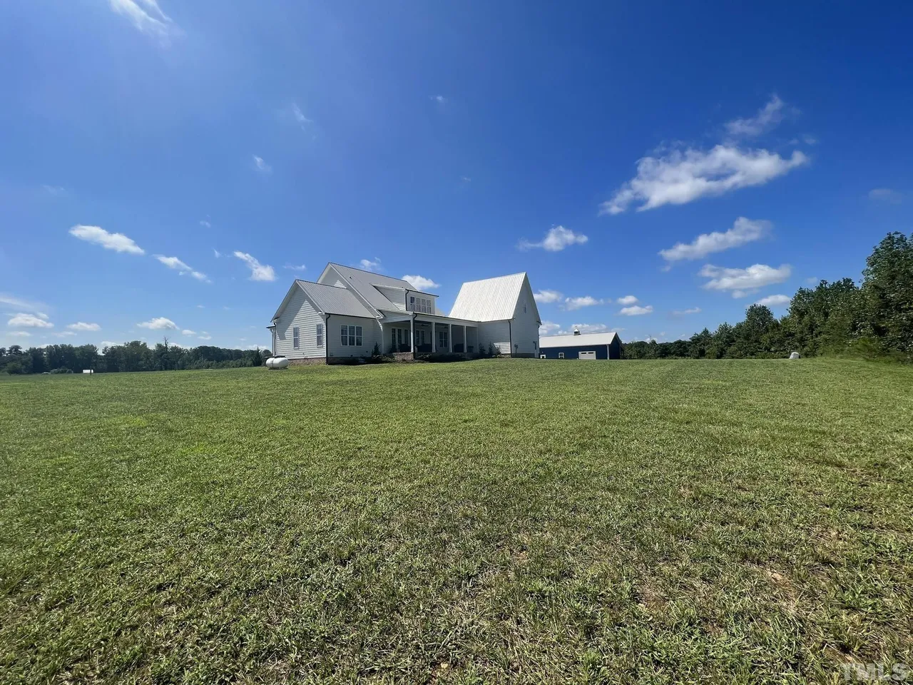 farmhouse (1)